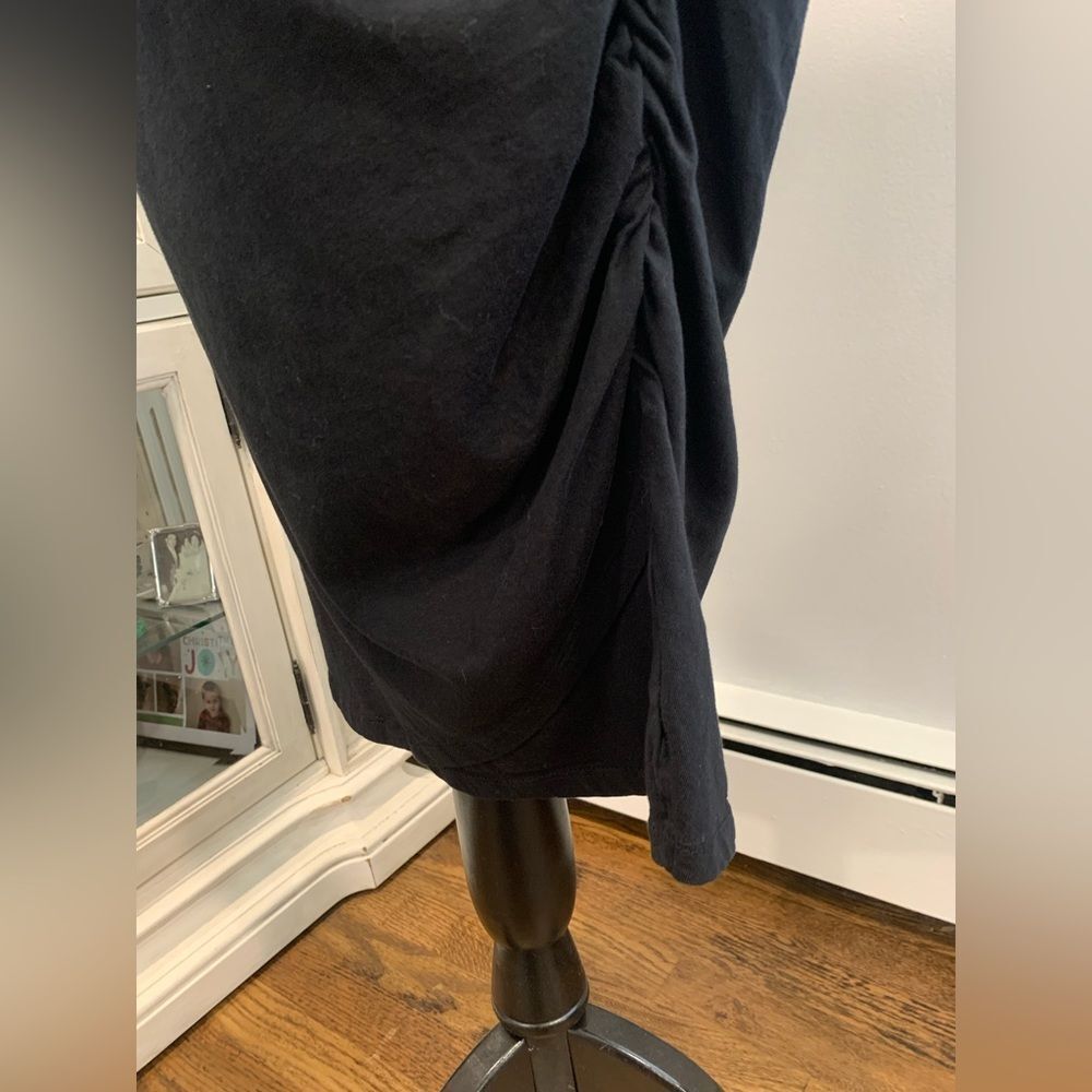 Guess Asymmetrical Black T-Shirt Dress - Picture 4 of 10